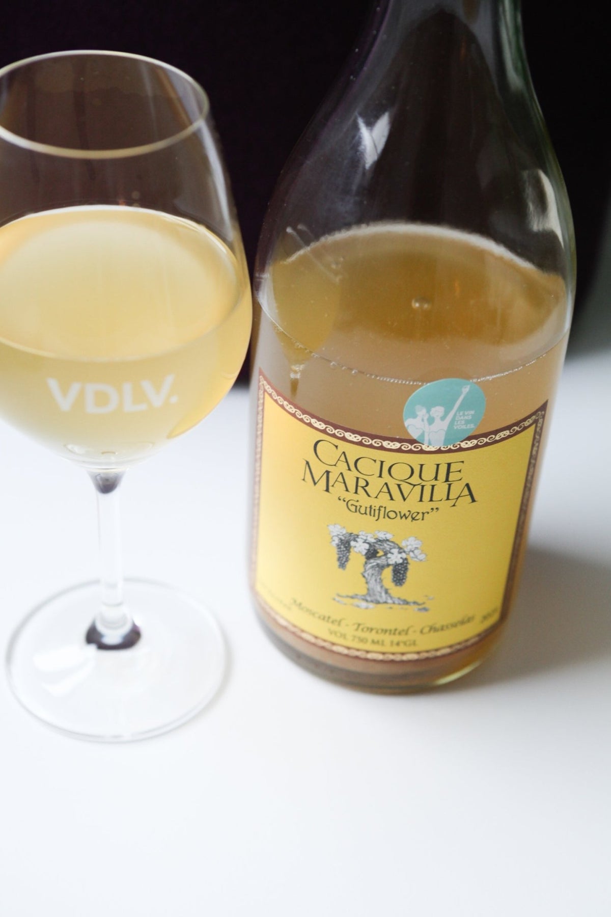 Gutiflower 2022 - Bulles - Cacique Maravilla - Le vin dans les voiles