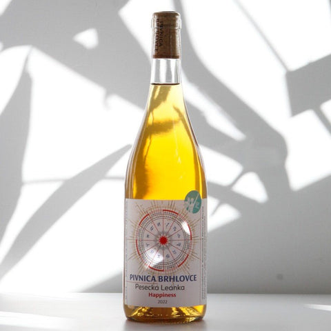 Happiness 2022 - Orange - Pivnica Brhlovce - Le vin dans les voiles