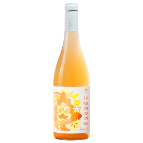 Bouteille de vin orange biologique des Cévennes en France par le Domaine de Berguerolles : La vie en orange. Un vin nature à se procurer en importation privée au Québec. Parfait pour vos accords mets-vins grâce à la sélection de Le vin dans les voiles.
