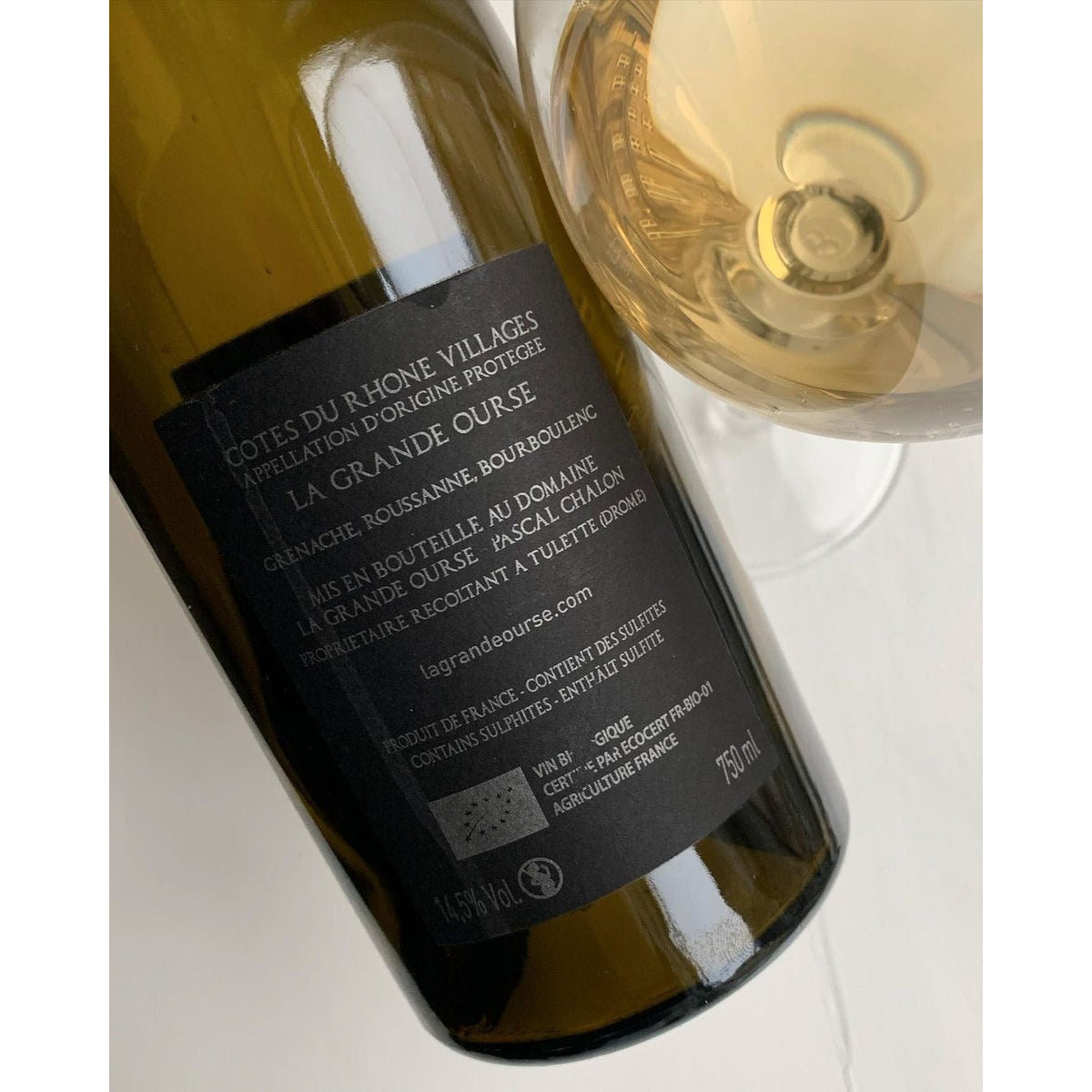 Bouteille de vin nature, vin blanc du Domaine La Grande Ourse en Côtes-du-Rhône : La grande ourse blanc. (image : 3 sur 3)